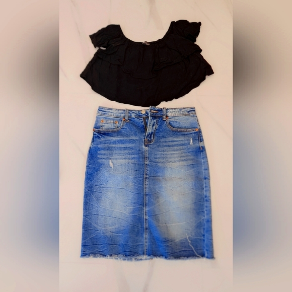 Jean Dex Jean skirt size 27 and black top shop top 8 - Picture 1 of 3